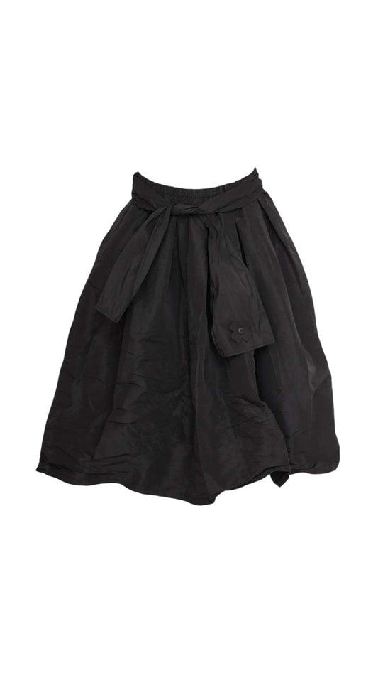 Ballonrock in Schwarz – Eleganz mit moderner Leichtigkeit - PLÜ