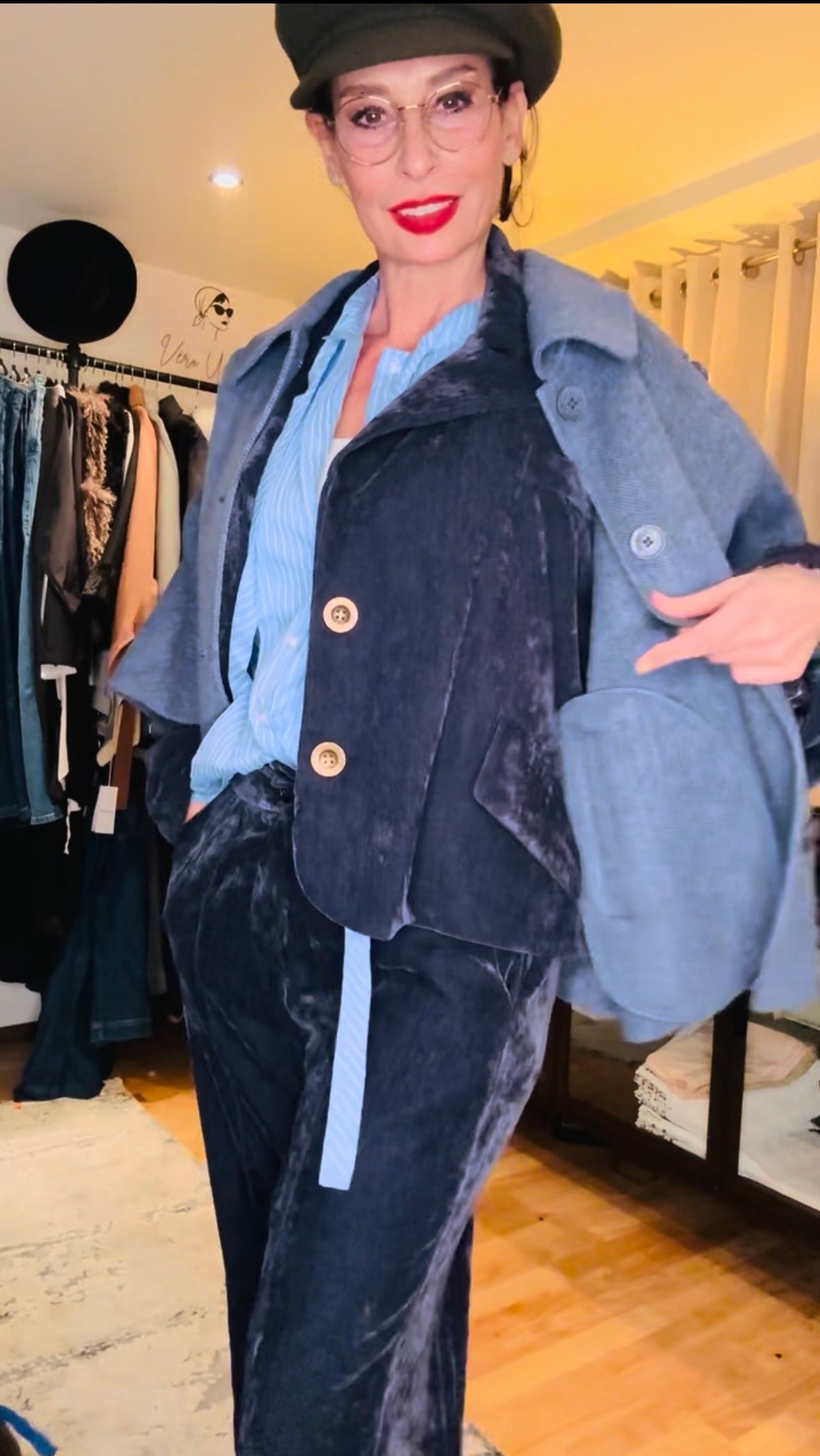 Eleganter Blazer in Beige, Blau & Schwarz - Gioya